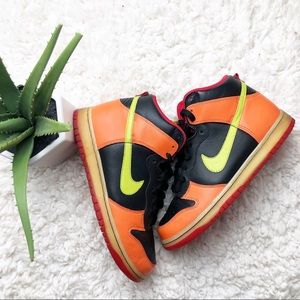 RETRO NIKE DUNKS WILD COLOR HIGH TOPS